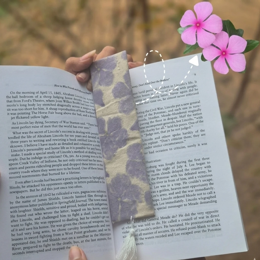 Madagascar periwinkle Bookmark 