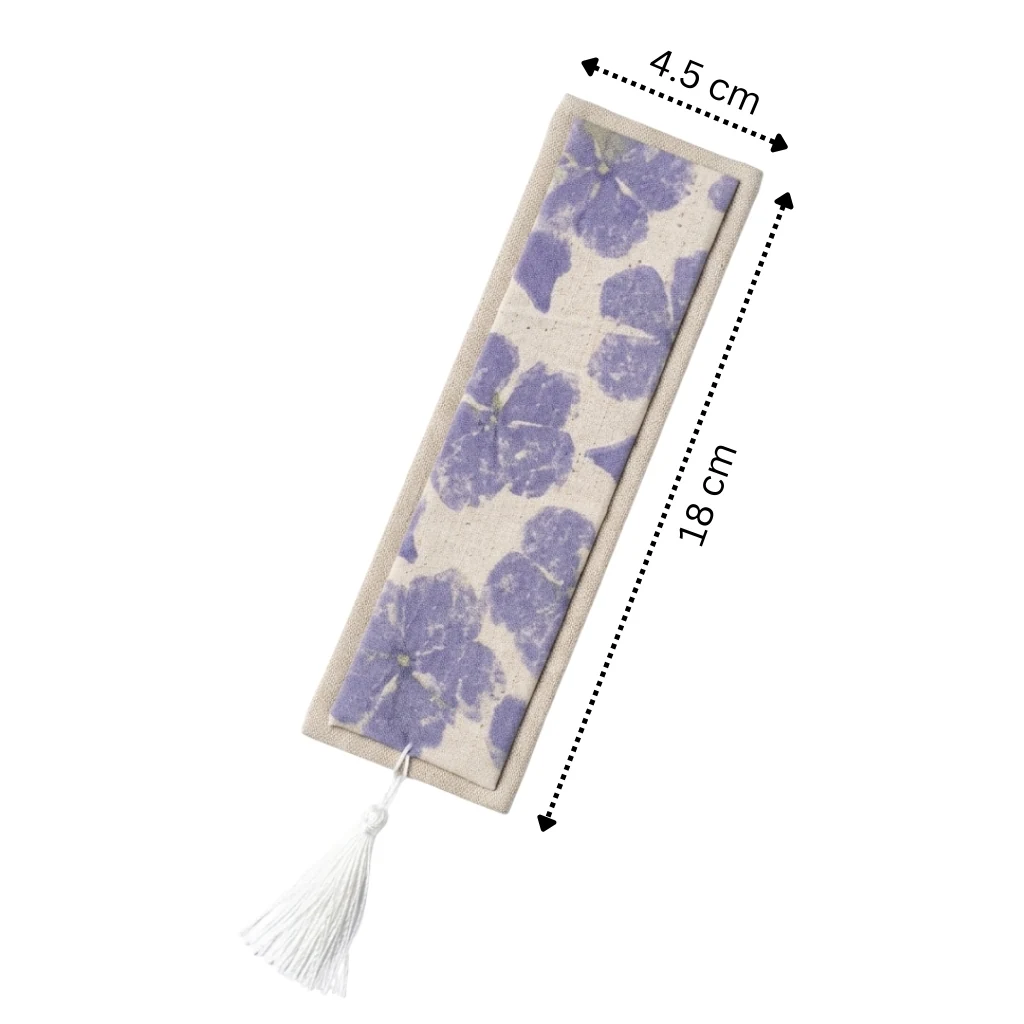 Madagascar periwinkle Bookmark 